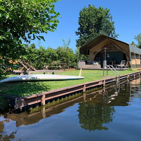 פינקפיין Glamping Aan De Plas מראה חיצוני תמונה