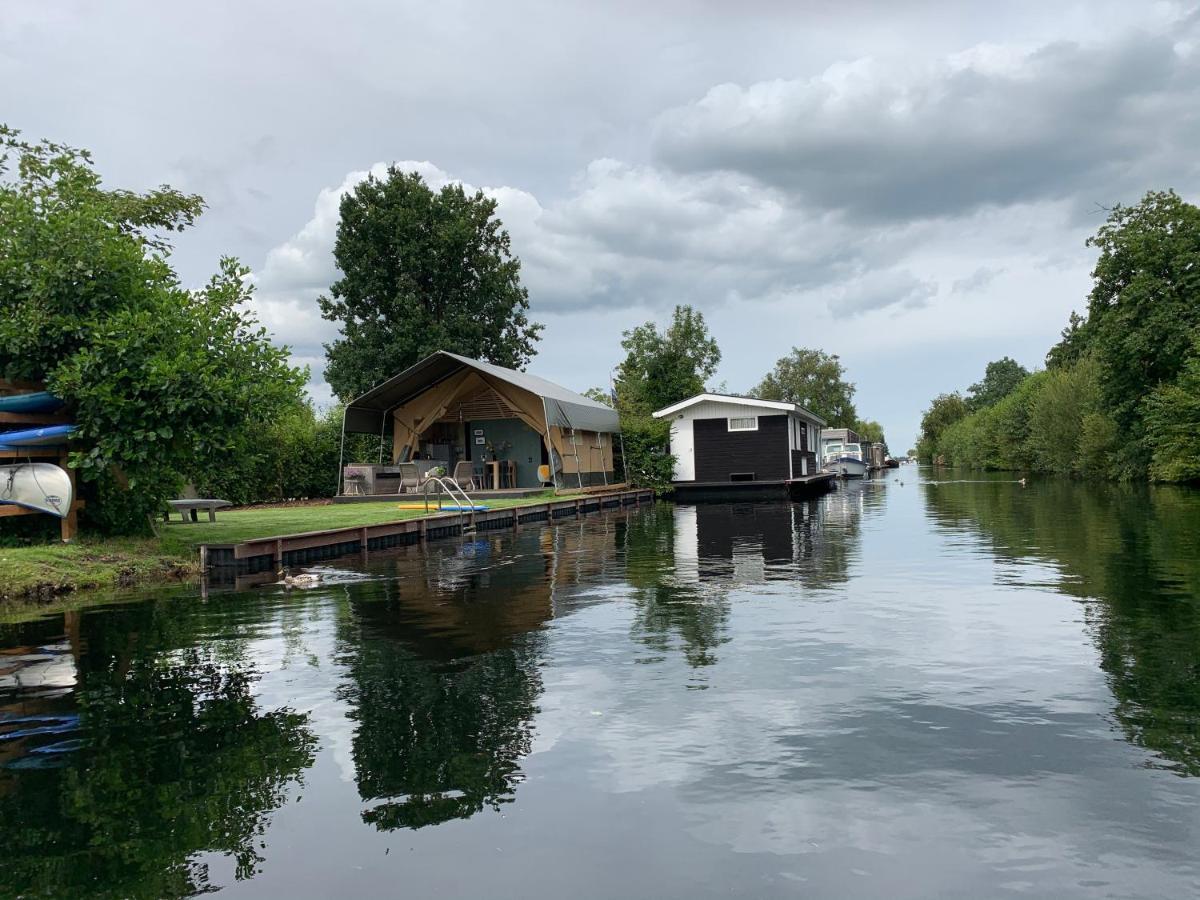 פינקפיין Glamping Aan De Plas מראה חיצוני תמונה
