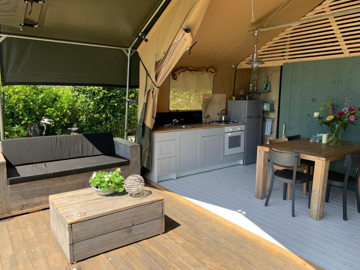 פינקפיין Glamping Aan De Plas מראה חיצוני תמונה