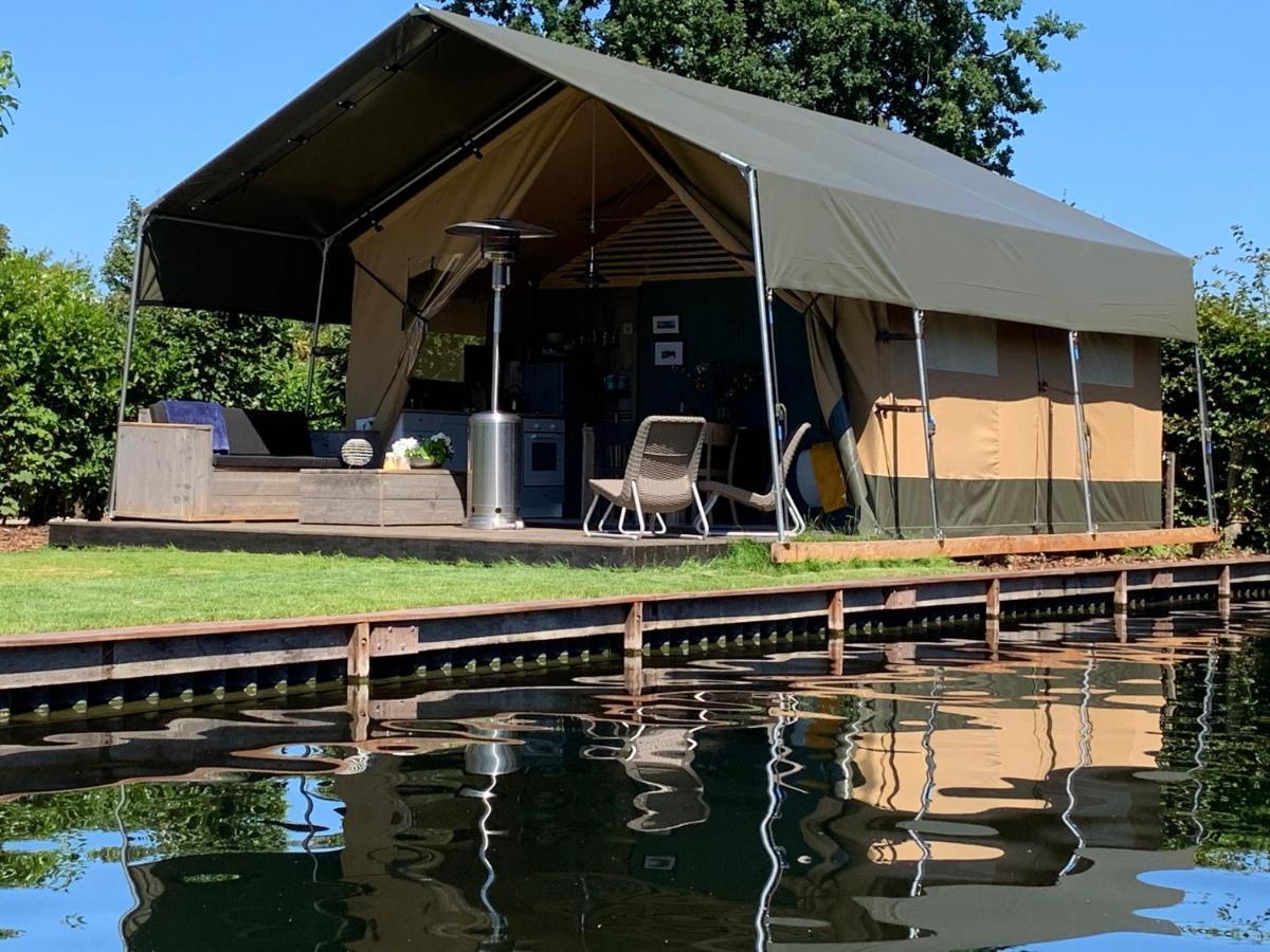 פינקפיין Glamping Aan De Plas מראה חיצוני תמונה